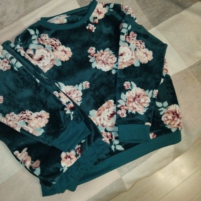 Жіночі піжами розмір   S,,M ,L ,XL,