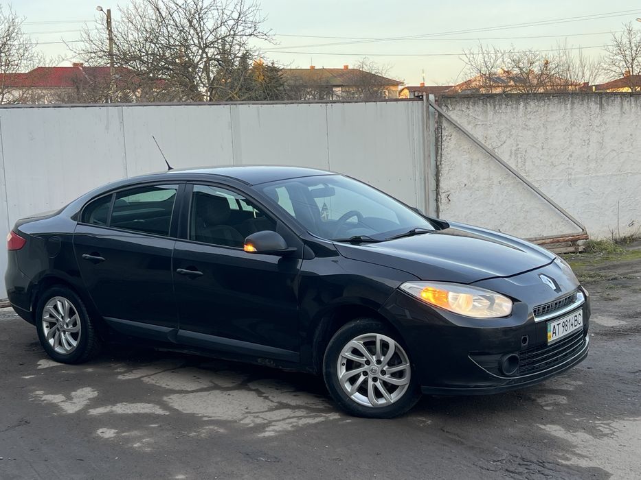 Renault Fluence 2012р 1.6 газ/бензин