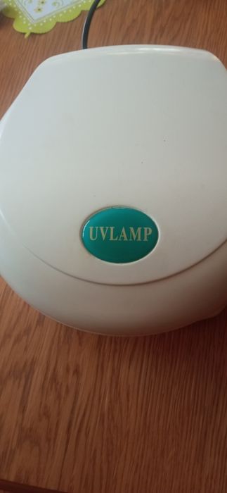 Lampa UV do paznokci