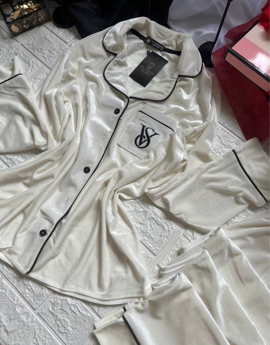 Піжама бархат Вікторія Сікрет. Пижама Victoria’s Secret