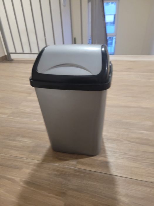 Kosz na śmieci 35 l