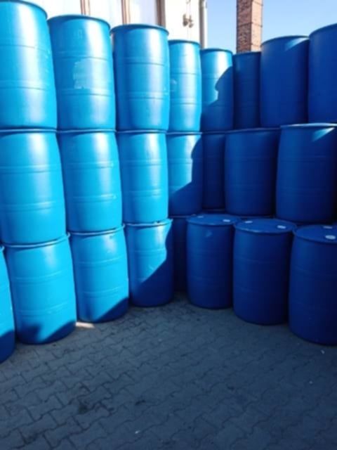 Beczka z dwoma korkami na pomost