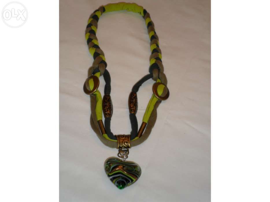 Colar verde artesanato