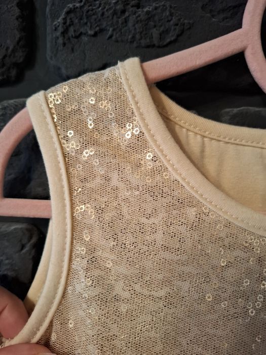 Сукня на дівчинку 116-122 розмір