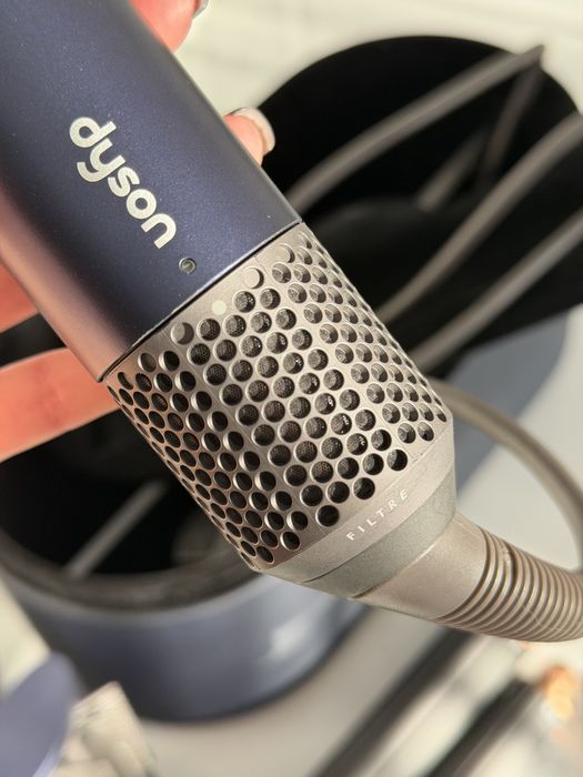 Стайлер Dyson з дифузором