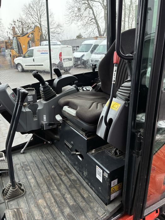 Kubota kx19 -4 mini koparka