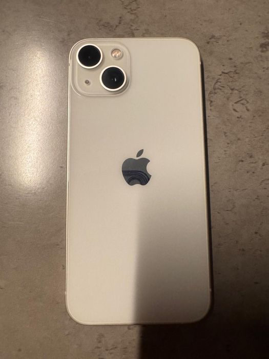 iPhone 13 biały 128 GB bardzo ładny