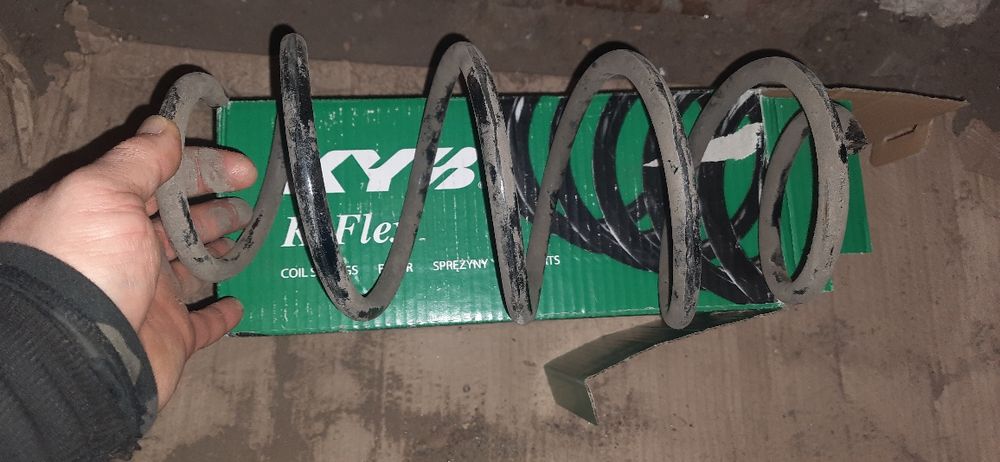 Пружини KYB K-FLEX на Skoda Octavia A5