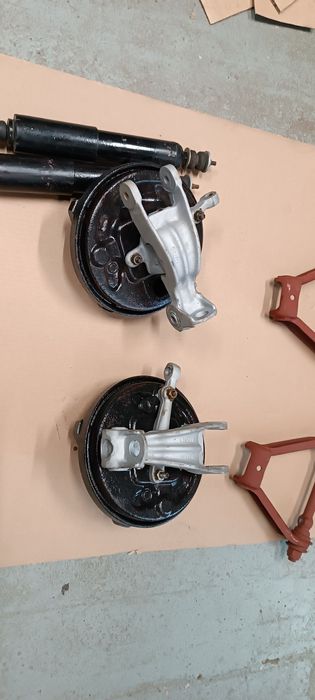 Fiat 126p układ zawieszenia zwrotnice bębny pod cytryny