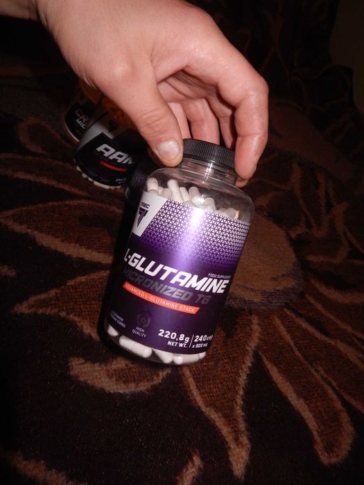 Wyprzedaż->TREC L-GLUTAMINE MICRONIZED T6 240 kaps  regeneracja