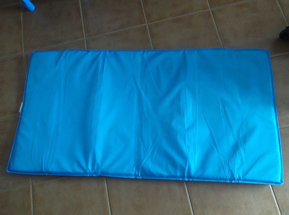 Cama Azul de Bebé