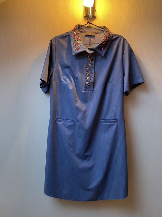 Якісна синя сукня