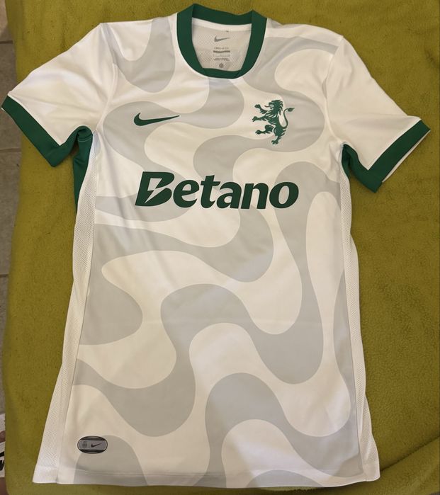 Camisola Alternativa do Sporting 25/25 [Oficial]