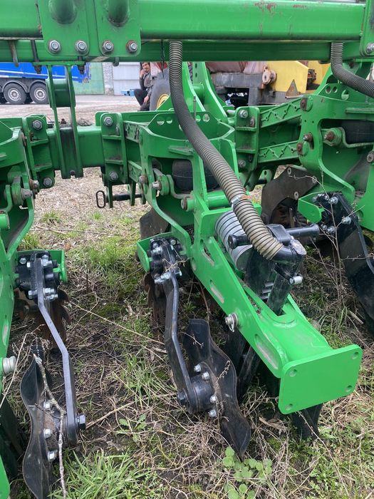 Агрегат смугового обробітку грунту стріп тіл Велес Агро