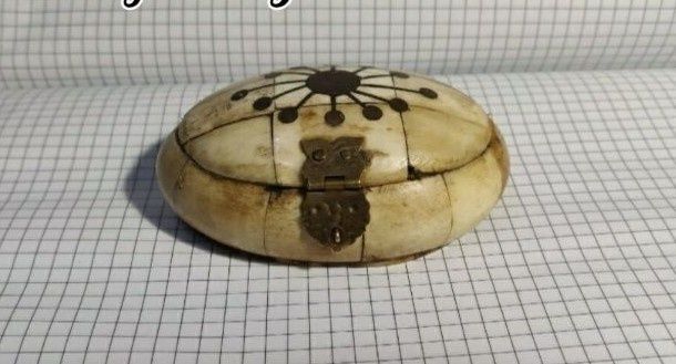 Маленькая шкатулка времён СССР