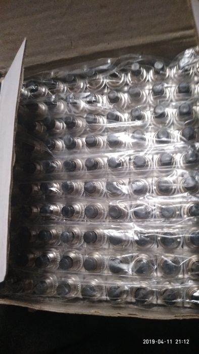 Переключатель кнопка AN4 две группы  DPDT 6pin без фиксации.