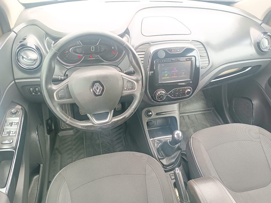Renault Captur — fotografia 11