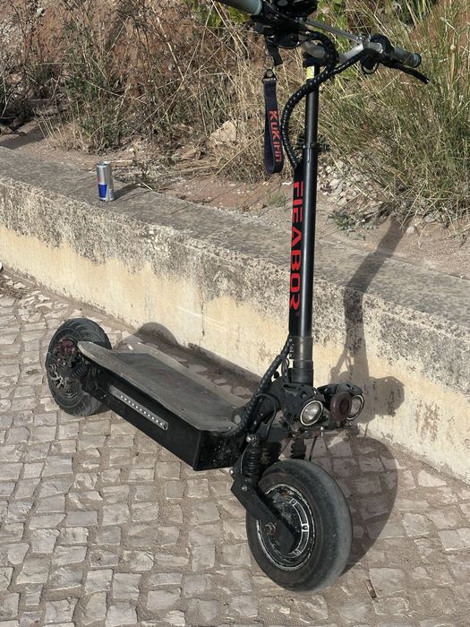 Trotinete 5600w muita potencia