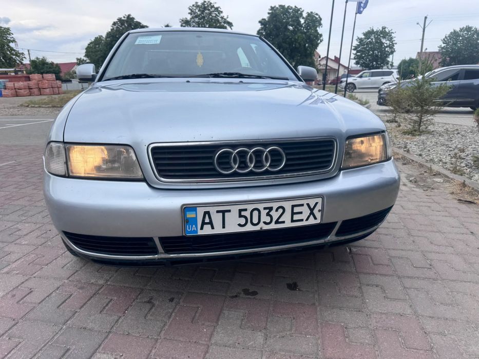Продам ауді а 4 1996 року