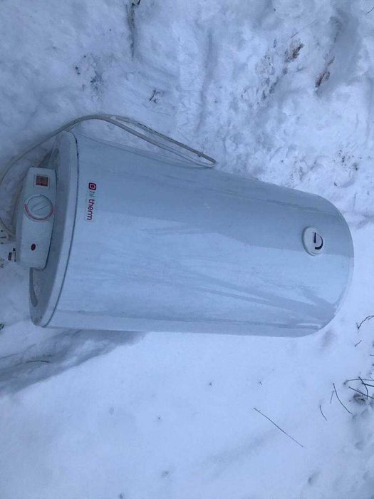 Водонагреватель Hi-term 80L полностью рабочий.