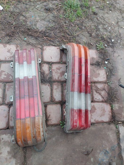 Запчастини до мерс 123 кусовні