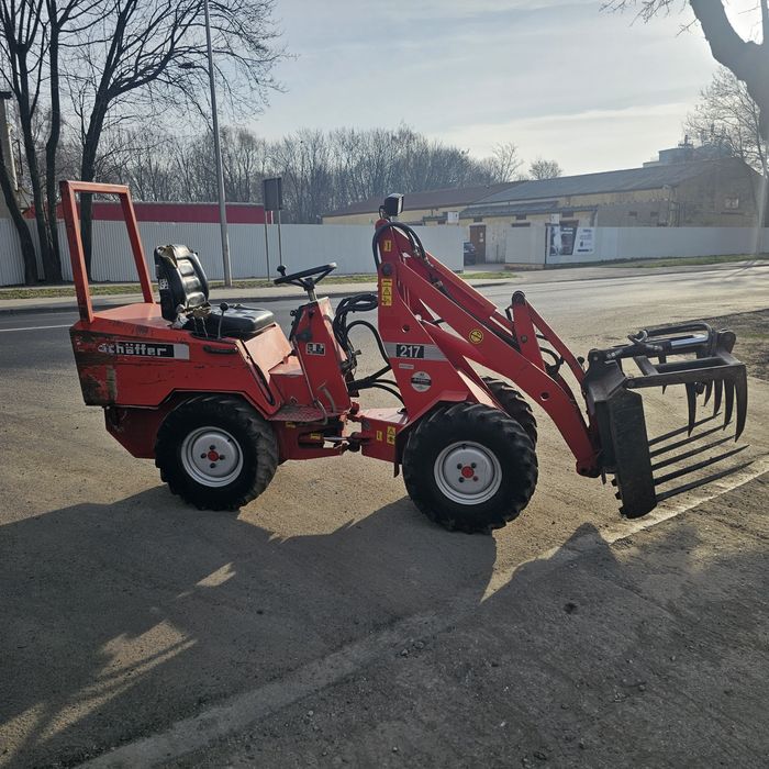 Miniładowarka schaffer 217