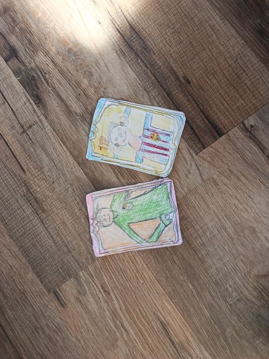 Фудболны картки бумажны