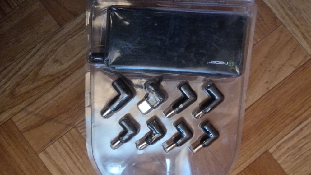 Przejściówki do laptopów