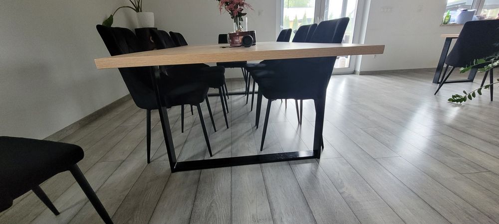 Stół do jadalni loft