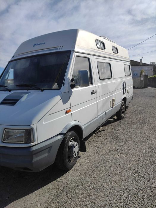 Vende-se Autocaravana