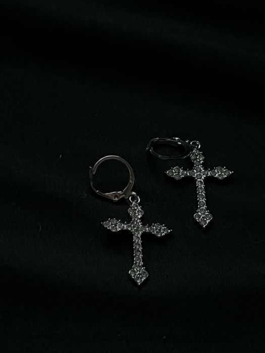 Сережки з хрестиком