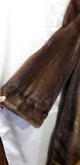 Шубка норкова натуральне хутро