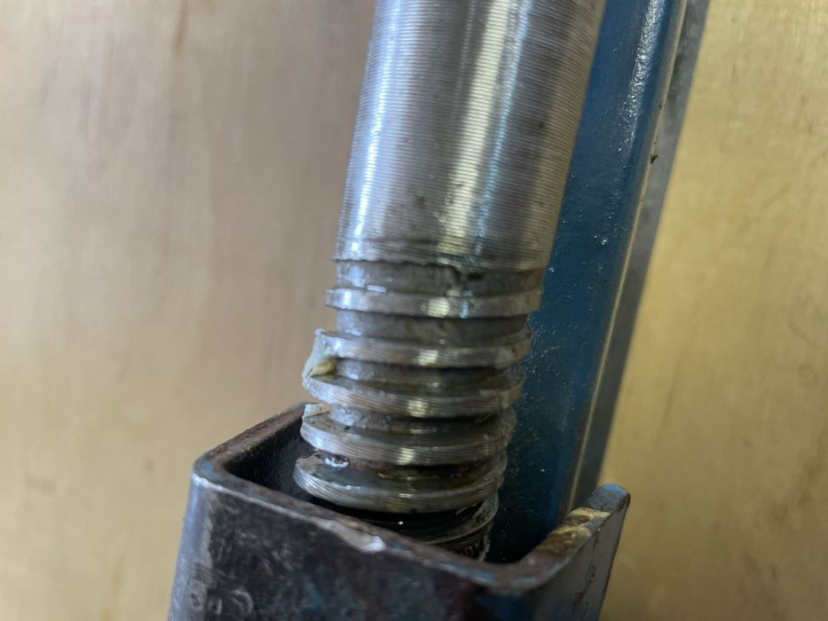 Тиски Heuer Front