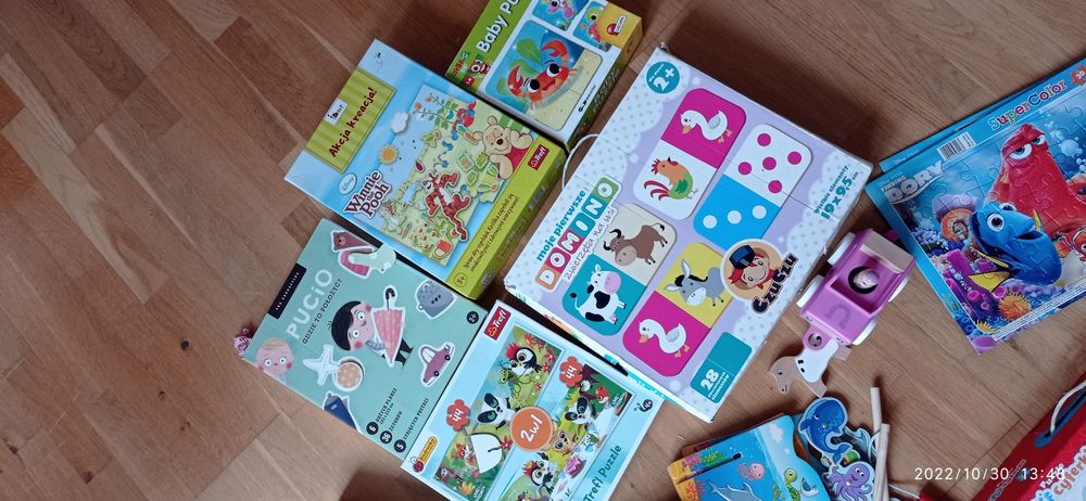 Duzy zestaw zabawek gier  puzzli  Pucio Czczu