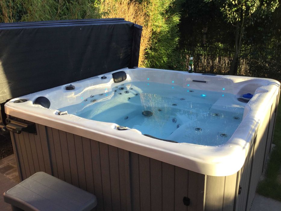 5-osobowa wanna SPA - raty 0% - 50 dysz - system Balboa - promocja