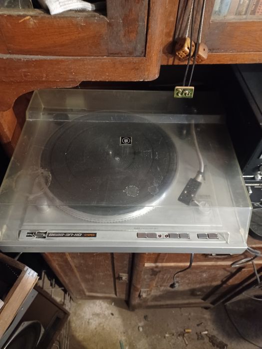 Продам аудиотехнику маяк , романтика , Вега