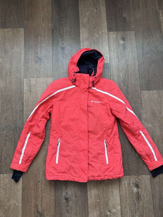 Продам куртку Columbia