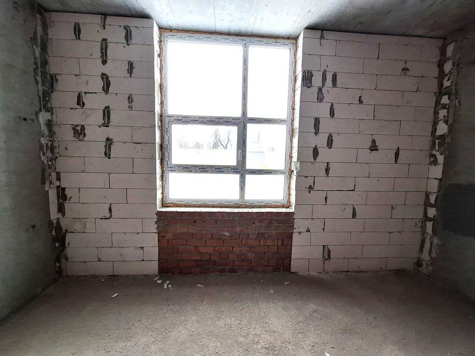 Продаж приміщення 118,1 м² у ЖК Кристал