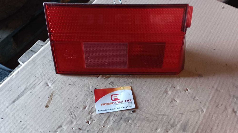 REF218 2 luzes de tras mala farolins seat toledo 1993