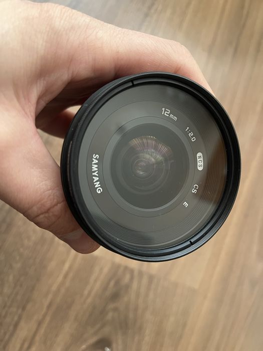 Lente Samyang 12 mm  f/2 NCS CS ( Sony e-mount)