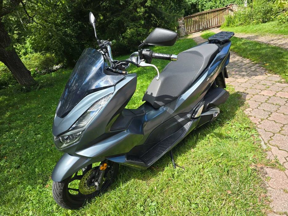 Skuter 125ccm Hodna PCX 125 mały przebieg 2021r