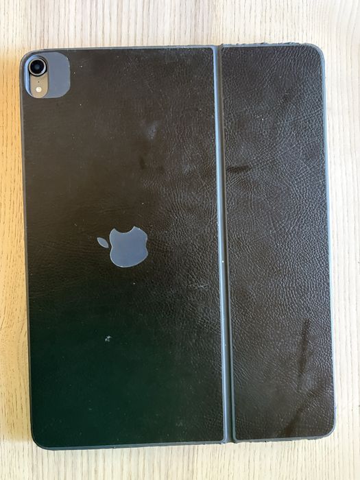 Ipad Pro 12.9 + Capa teclado Apple