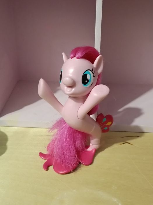 MLP Movie Pinkie Pie syrena Grająca muszla G4 Hasbro figurka