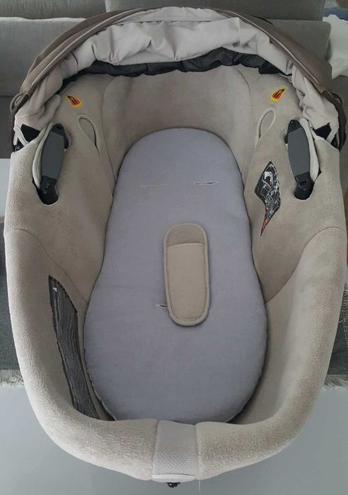 Alcofa rígida em bom estado