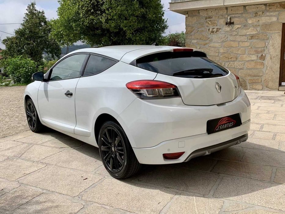 Renault Megane Coupe 1.6 DCI 130cv *Cx 6 Velocidades*