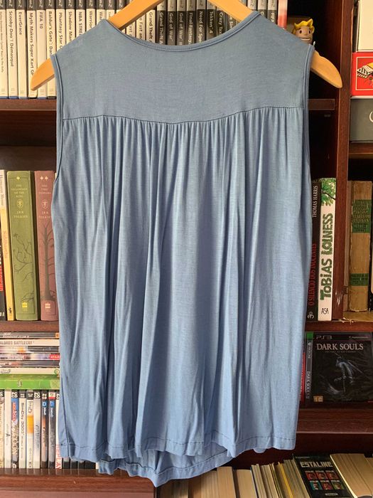 Blusa, tamanho 5 (medidas na descrição)