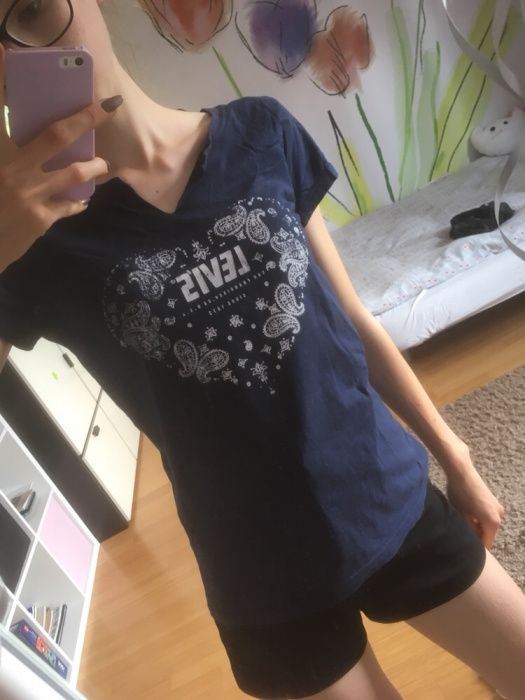 Granatowa koszulka Levis