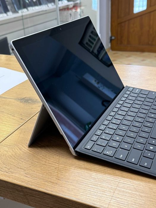 Microsoft Surface Pro 5 + Modem LTE | 8/256GB | Elita GSM