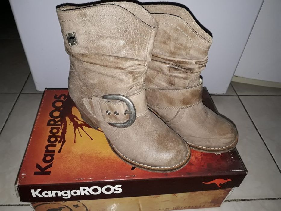 Botas tamanho 35 kango