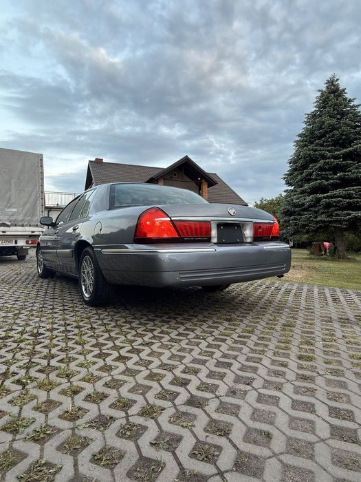 Mercury Marquis Mercury Grand Marquis/ Crown Victoria 1999r